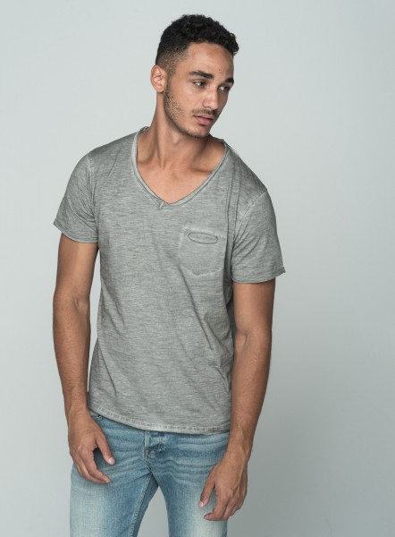 MT SODA NEW v-neck